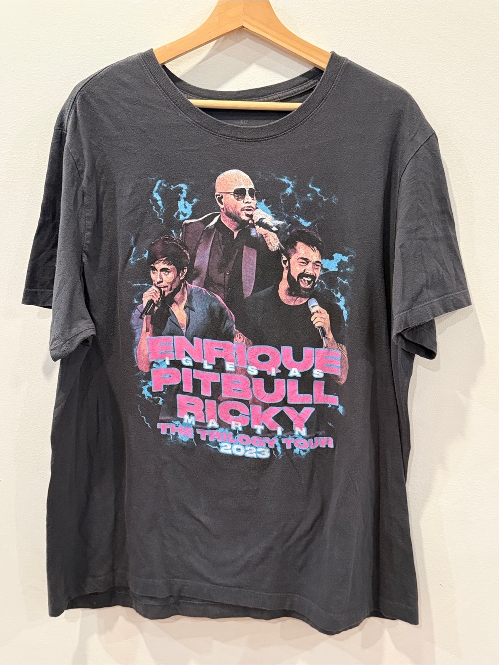 Pitbull Enrique Iglesias Ricky Martin 2023 the Trilogy Tour Graphic tshirt